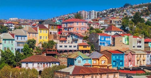 Excursão privada de dia inteiro a Valparaíso, Viña del Mar e vinhedo